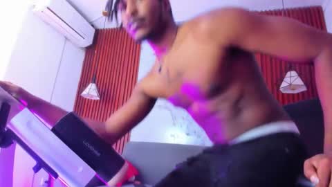 Snapshot of tory_bbc chatting on 28, 11, 2025 Torybigdick online show from 28, 11, 2025