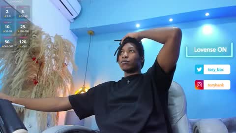 Snapshot of tory_bbc chatting on 4, 12, 2025 Torybigdick online show from 4, 12, 2025