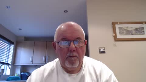 Snapshot of touchwood25 chatting on 9, 12, 2024 TOUCHWOOD25 online show from 9, 12, 2024