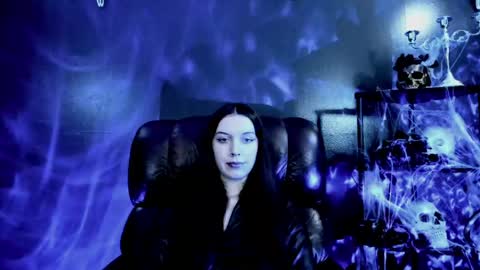 toxicdomme online show from 17, 4, 2026