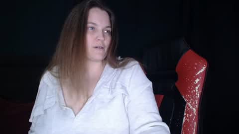 Lilly Miss Mistress Goddess Maam Queen Boss online show from 19, 6, 2026