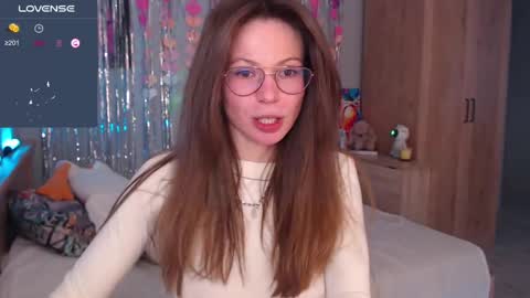 toxkiss online show from 21, 2, 2025