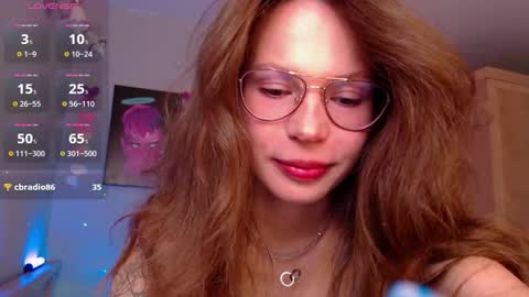 toxkiss online show from 10, 9, 2025