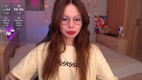 Snapshot of toxkiss chatting on 6, 5, 2026 toxkiss online show from 6, 5, 2026
