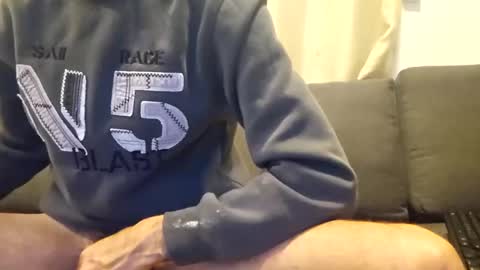 Snapshot of toy_master101 chatting on 7, 1, 2026 toy master101 online show from 7, 1, 2026