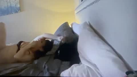 Snapshot of toyfuckcouple chatting on 19, 7, 2026 HusbandShamner online show from 19, 7, 2026