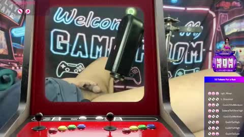 Snapshot of toysformycock chatting on 7, 12, 2024 ToysForMyCock online show from 7, 12, 2024