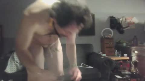 trackisback online show from 12, 1, 2026