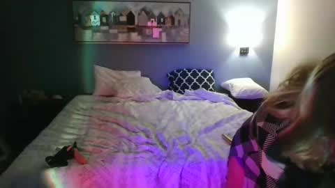 USA GURL online show from 2, 3, 2026