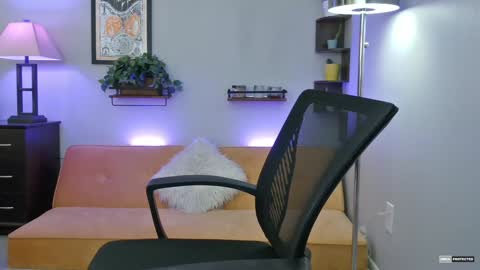 Snapshot of transbate chatting on 6, 1, 2025 transbate online show from 6, 1, 2025