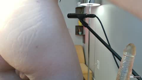 Snapshot of transbate chatting on 20, 1, 2025 transbate online show from 20, 1, 2025