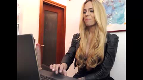 transexy8 online show from 31, 1, 2025