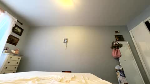 transgirl007 online show from 4, 2, 2026