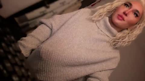 ALMIGHTY GODDESS VALENTINA online show from 13, 11, 2025