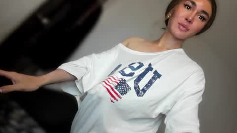 Snapshot of transnextdoor_ chatting on 11, 6, 2026 ALMIGHTY GODDESS VALENTINA online show from 11, 6, 2026