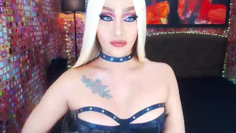 KYLIE BELLA  TS online show from 9, 2, 2025