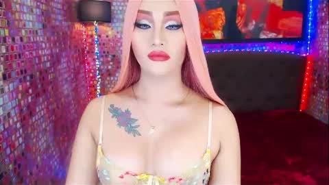 KYLIE BELLA  TS online show from 2, 3, 2025