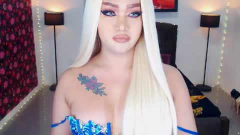 KYLIE BELLA  TS online show from 1, 7, 2026