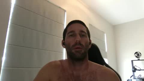 TravisKenn online show from 25, 2, 2025