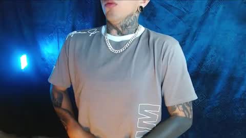 TRAV - INDEPENDENT MODEL online show from 26, 1, 2025