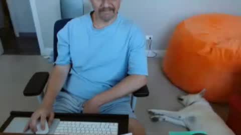 Snapshot of tray1987 chatting on 30, 7, 2026 exhib 4 u online show from 30, 7, 2026