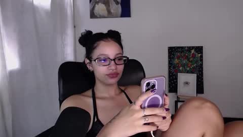 Snapshot of treasuresz chatting on 26, 2, 2026 Emily online show from 26, 2, 2026