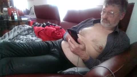 trebgeis1 online show from 10, 4, 2026