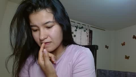 Snapshot of trebol_4 chatting on 2, 5, 2026 trebol_4 online show from 2, 5, 2026