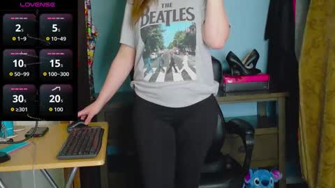 TreeJeanne online show from 16, 12, 2025