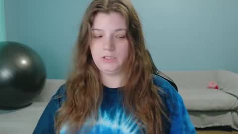 Snapshot of treejeanne chatting on 20, 7, 2026 TreeJeanne online show from 20, 7, 2026