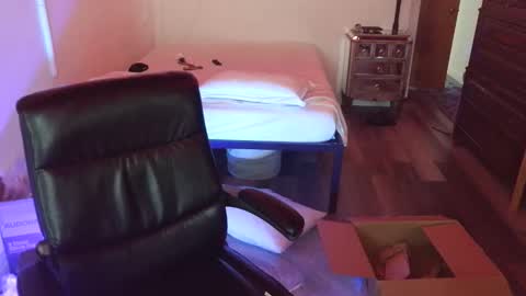 Treytronic online show from 7, 5, 2026