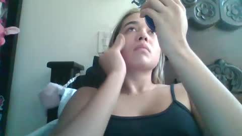 Snapshot of triana_bell chatting on 10, 1, 2025 triana_bell online show from 10, 1, 2025