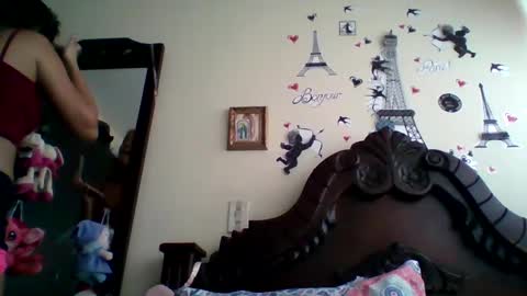 Snapshot of triana_bell chatting on 4, 10, 2025 triana_bell online show from 4, 10, 2025