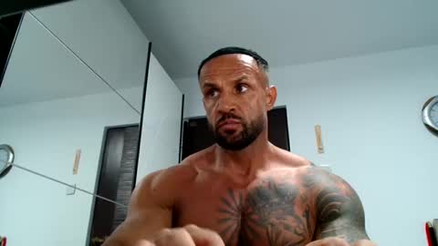 tridentmuscles online show from 8, 11, 2025