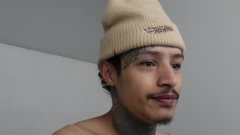 - trieone online show from 14, 1, 2025