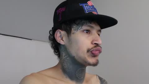 - trieone online show from 26, 2, 2025