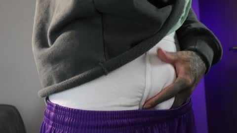 - trieone online show from 15, 4, 2026