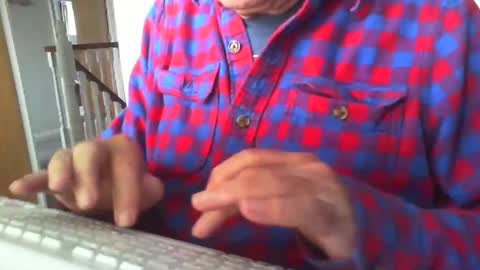 Snapshot of triggerfinger1 chatting on 22, 1, 2025 Steve online show from 22, 1, 2025