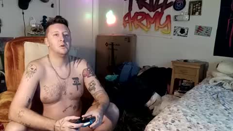 trillnonymau5 online show from 17, 12, 2024