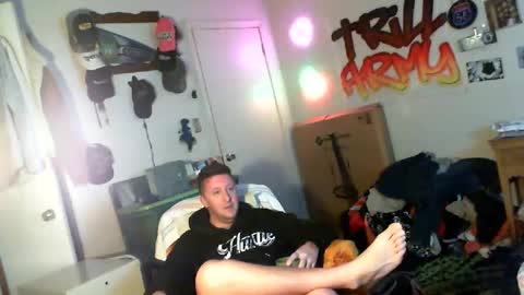 trillnonymau5 online show from 25, 12, 2024