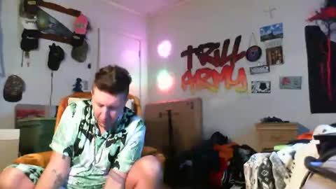 trillnonymau5 online show from 10, 1, 2025