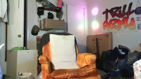 trillnonymau5 online show from 31, 1, 2025