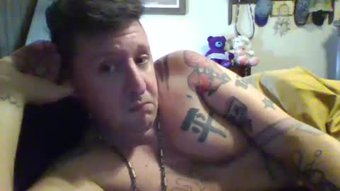 trillnonymau5 online show from 22, 2, 2025