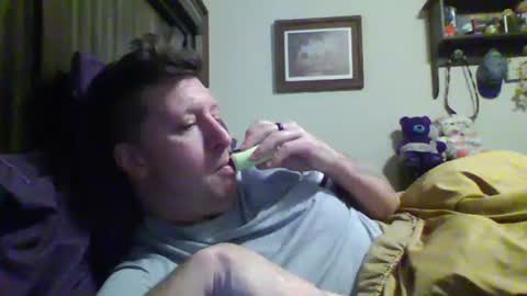 trillnonymau5 online show from 22, 2, 2025