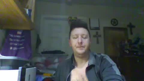 trillnonymau5 online show from 24, 2, 2025