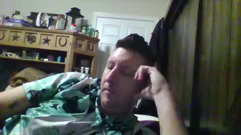 trillnonymau5 online show from 27, 2, 2025