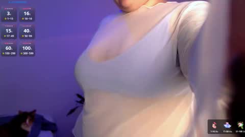 Snapshot of trinititi chatting on 4, 10, 2025 Tina online show from 4, 10, 2025