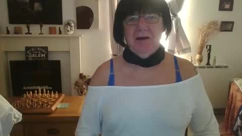 Snapshot of trinity1011 chatting on 3, 1, 2025 trinity1011 online show from 3, 1, 2025