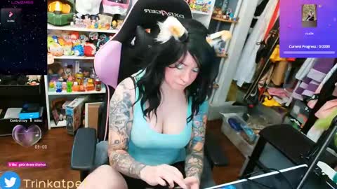 Snapshot of trinitykatze chatting on 30, 9, 2025 Trin Kat pet online show from 30, 9, 2025