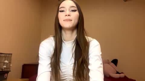 Snapshot of trishaawbrey chatting on 29, 10, 2025 Ur Trisha online show from 29, 10, 2025